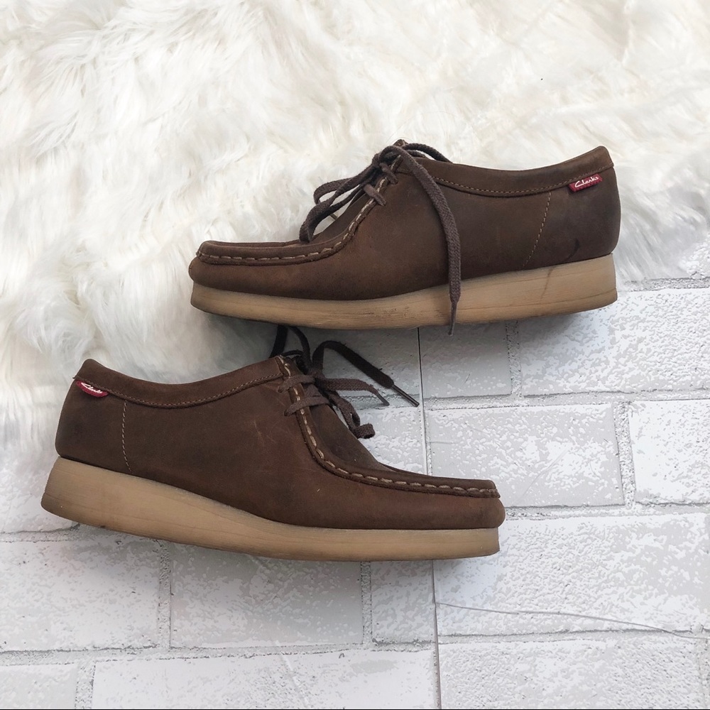 Clarks Wallabees beeswax